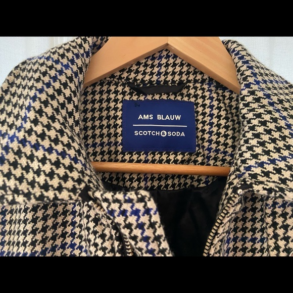 Scotch and Soda Short Houndstooth Print Jacket - Picture 3 of 6